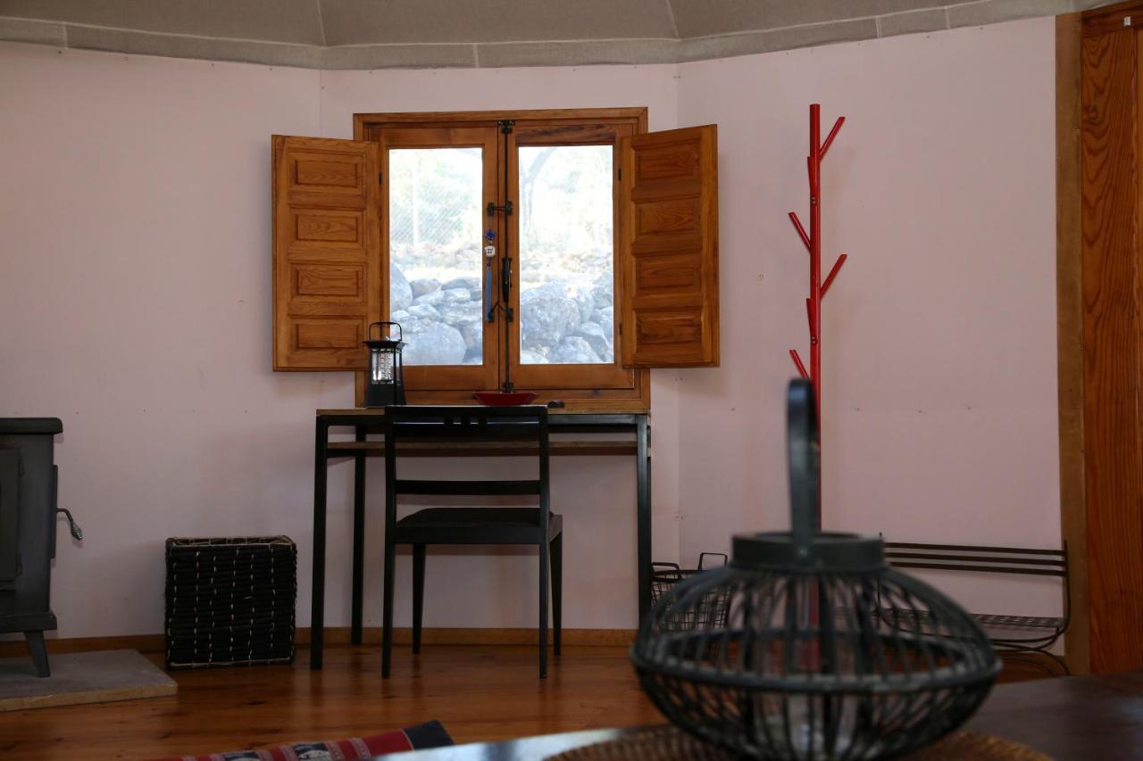 Yurta Mongola Delta Del Ebro Hotell Camarles Exteriör bild