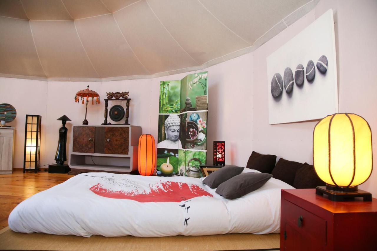 Yurta Mongola Delta Del Ebro Hotell Camarles Exteriör bild